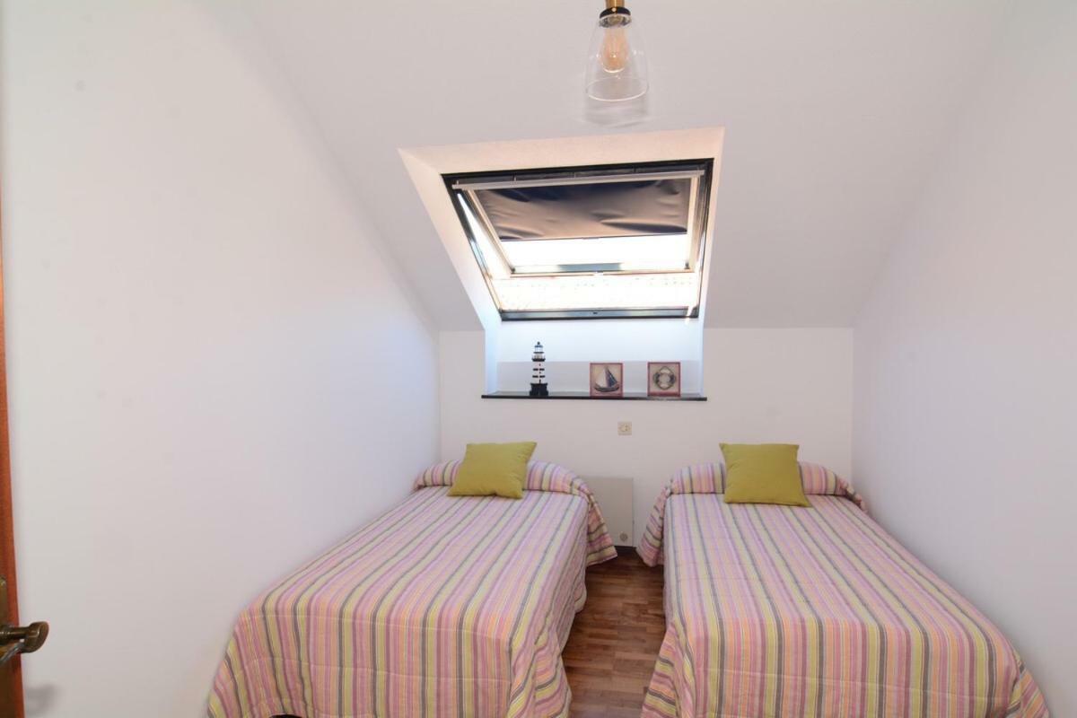 Apartamento Apartamento Manuel Romano 7 Llanes Exterior foto